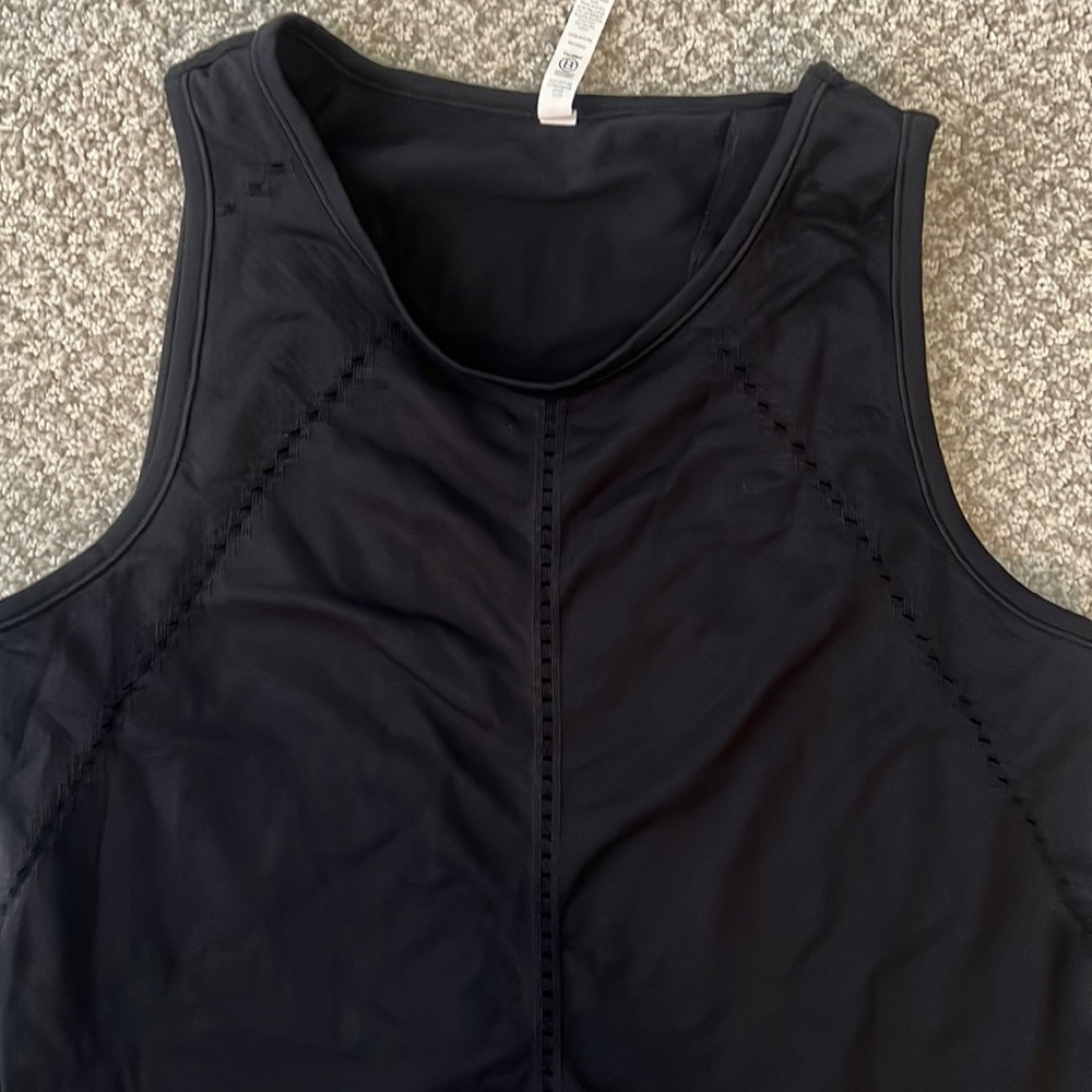 Athleta black tank top